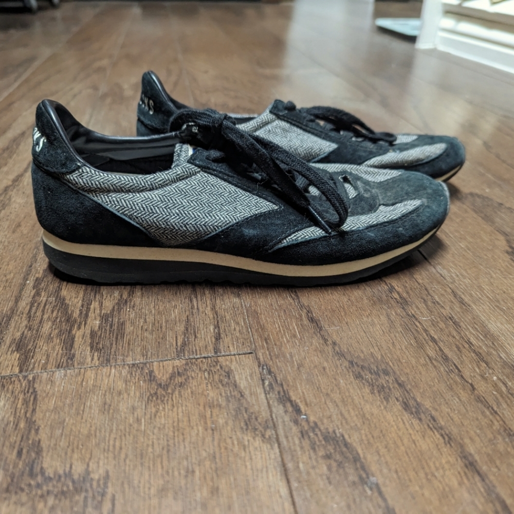 Brooks shoes